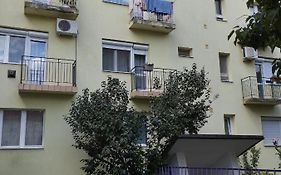 Dozsa Apartman Oroshaza